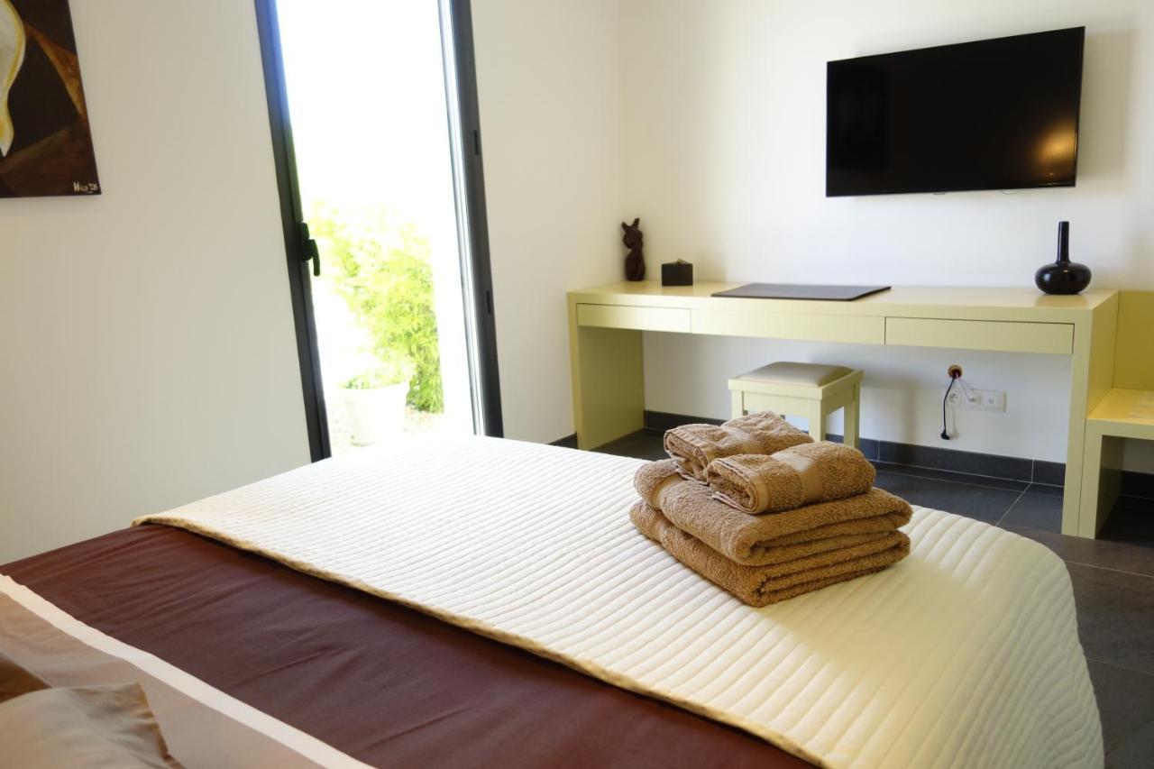 Villa Otilia-Bed And Breakfast-Chambres D'Hotes En Provence Rians  Exterior photo